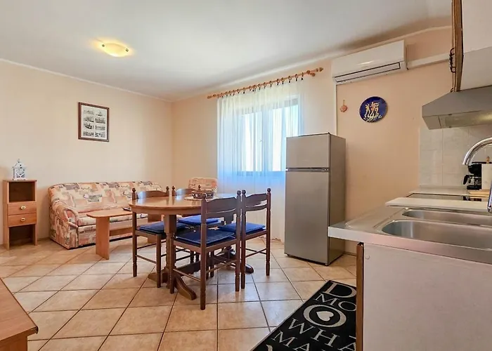 Natasa One Lejlighed