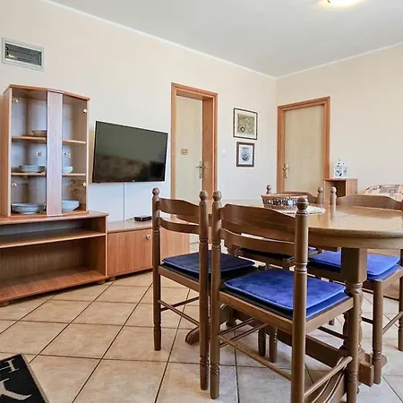 Apartment Natasa One